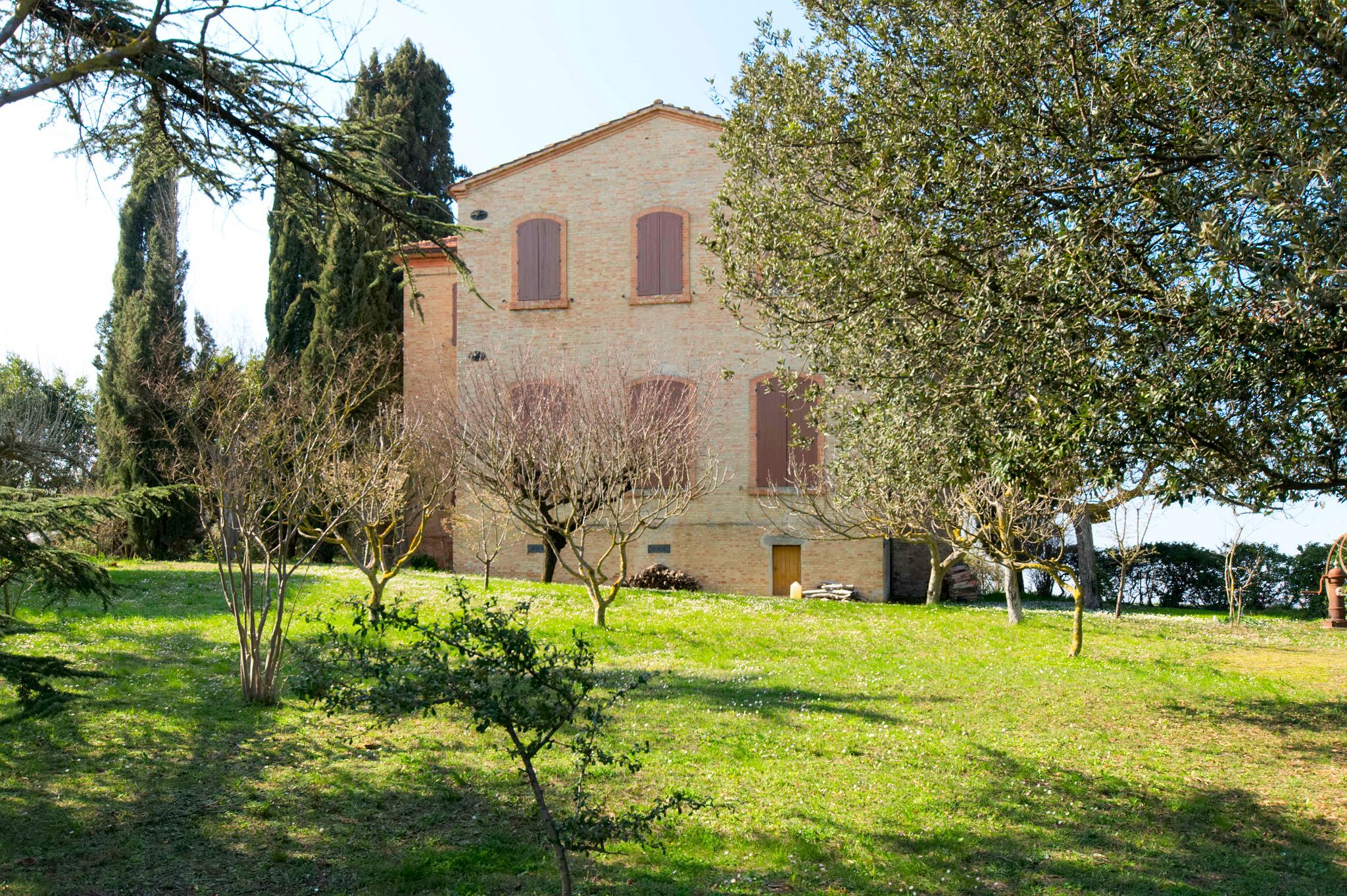 For Sale In The Marche Italy Country House In Nice Location